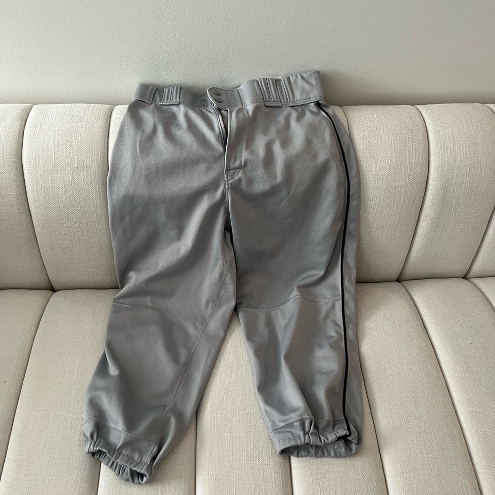 Cropped baseball pants